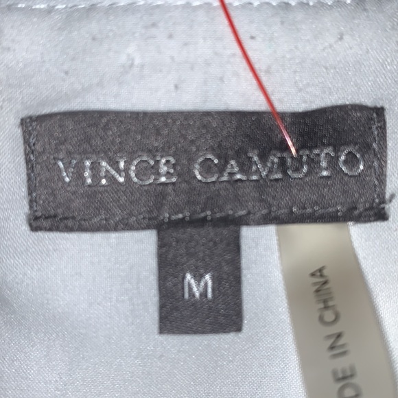 Vince Camuto Top - Picture 3 of 4